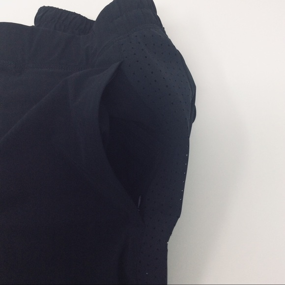 Lululemon Athletica Black Hi-Rise Active Pants - Picture 6 of 7